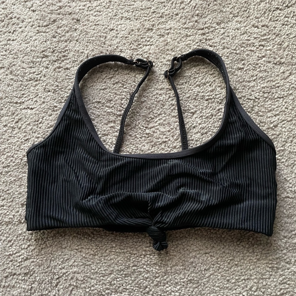 Frankies Bikinis Top